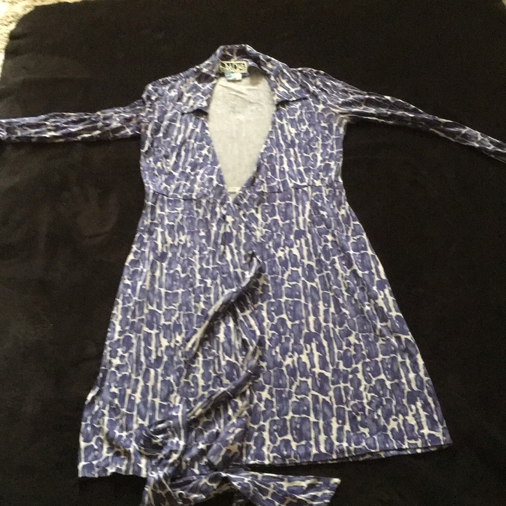 Wrap Diane Von Furstenberg size 4